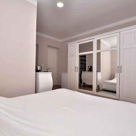 Bedroom With Bathroom Shower سبليت المظهر الخارجي الصورة
